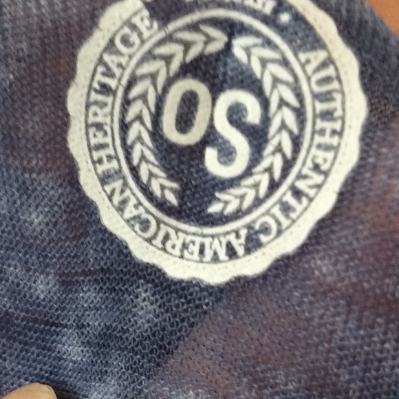 A cute top - Picture 4 of 4